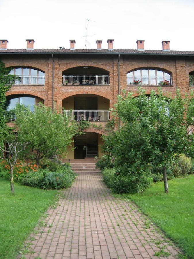 Cascina Radice Acomodação com café da manhã Arluno Exterior foto