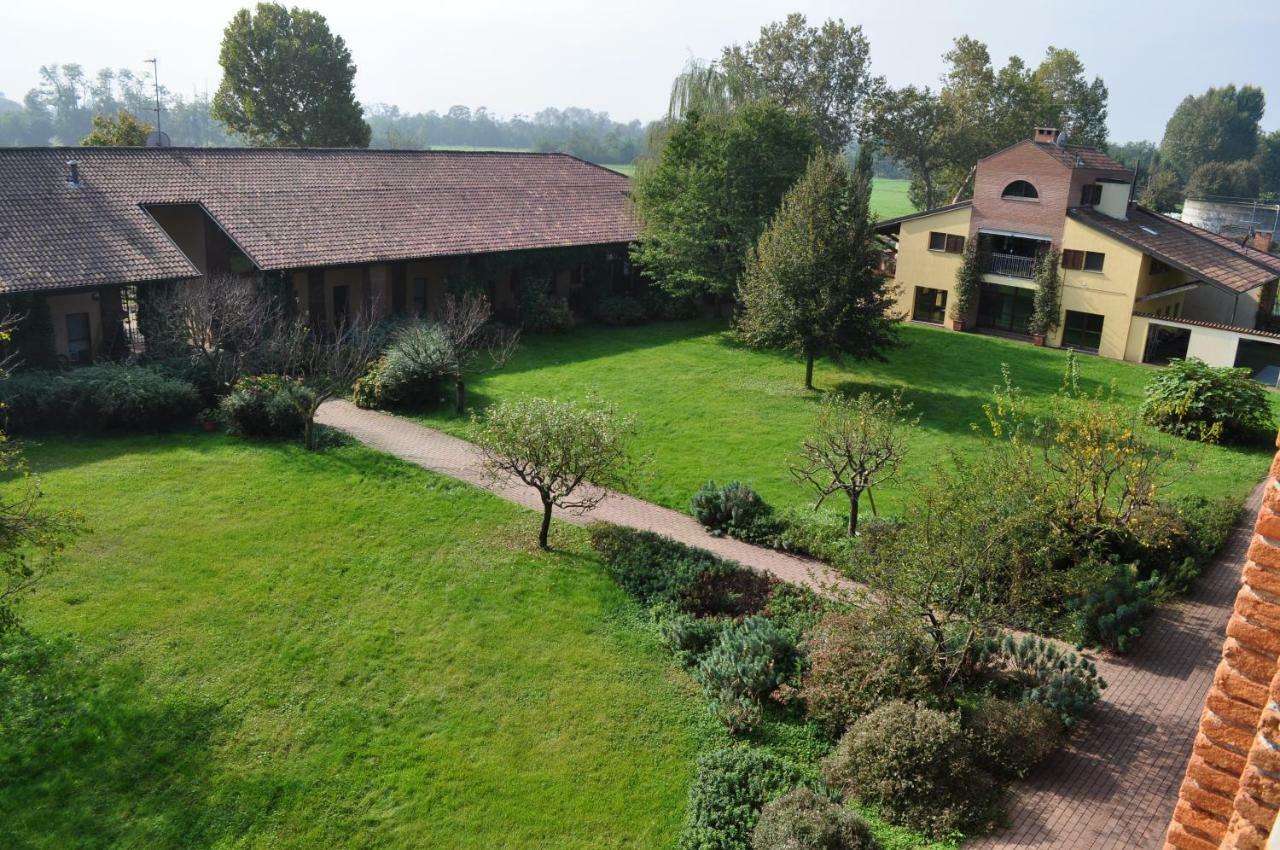 Cascina Radice Acomodação com café da manhã Arluno Exterior foto